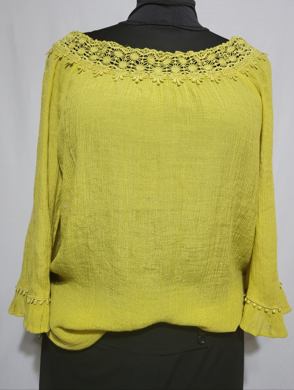 Women’s Lace Yoke Long Sleeve Top - Yellow Boho